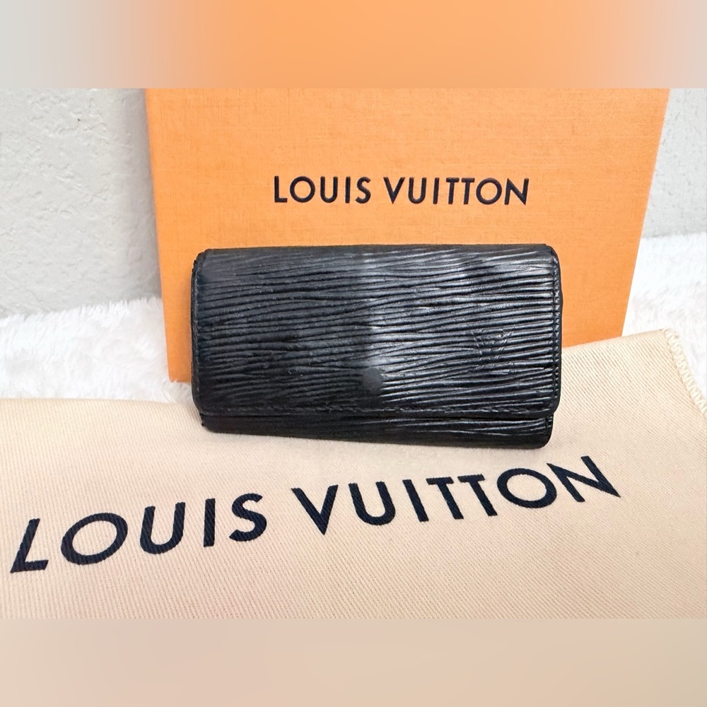 Louis Vuitton Black Epi Multicles 4 Ring Key Holder